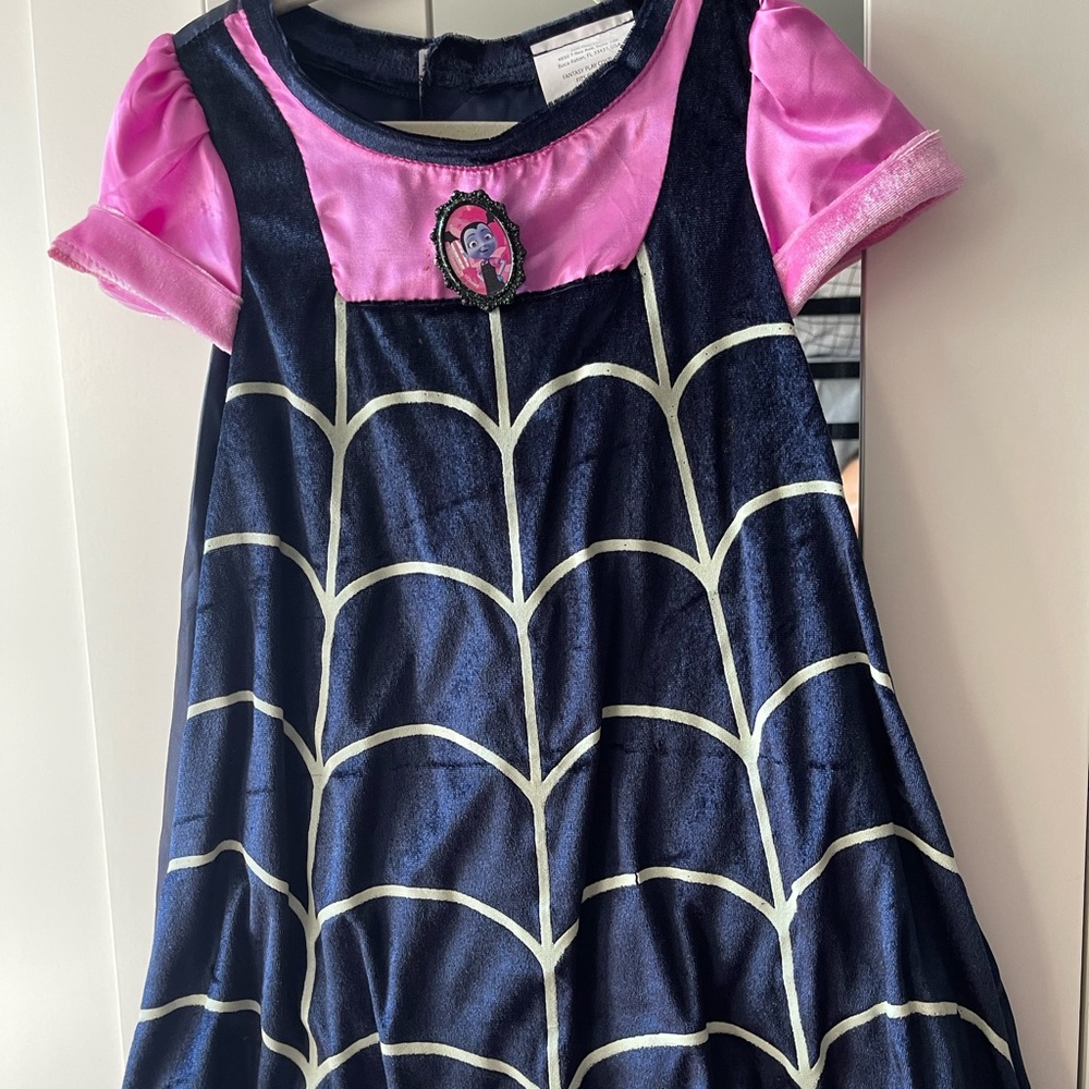 Vampirina Costume